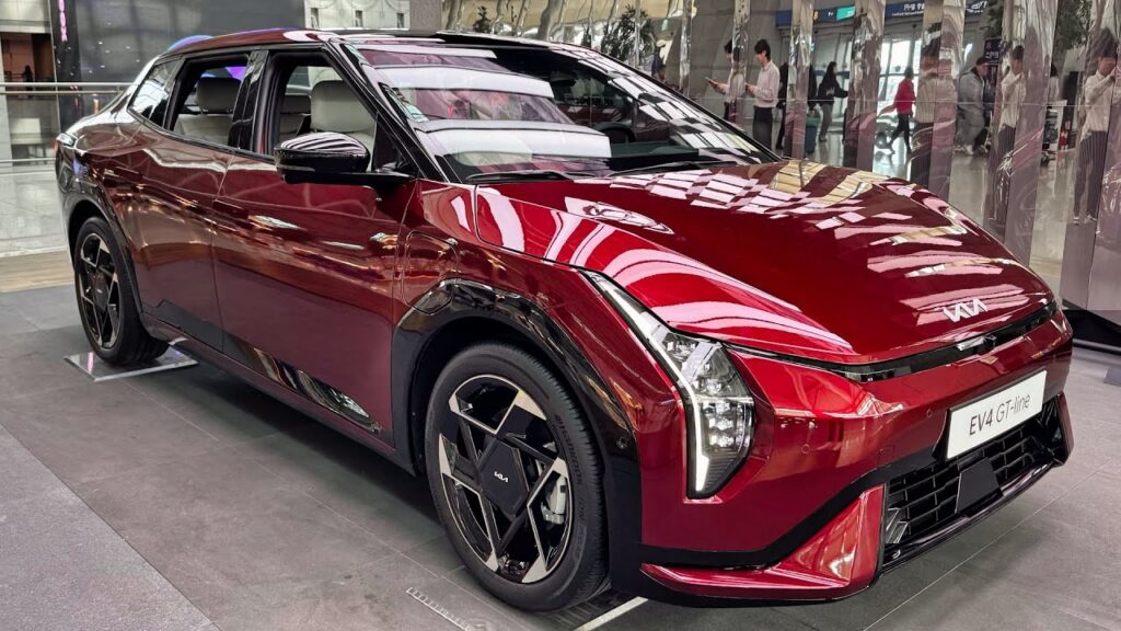 Kia EV4
